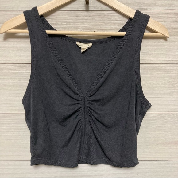 Urban Outfitters Sleeveless Crop Top large - Picture 1 of 5
